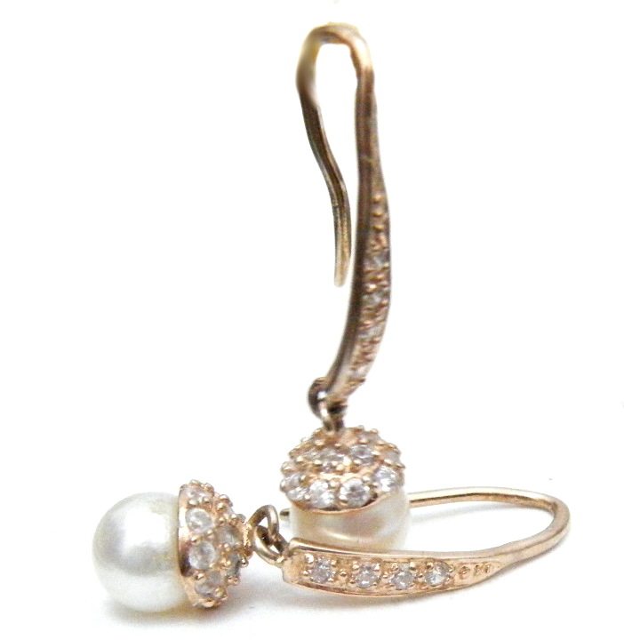 Round White Pearls Earrings
